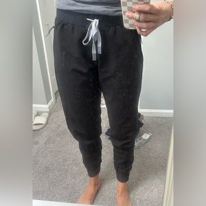 FIGS black jogger scrub pants